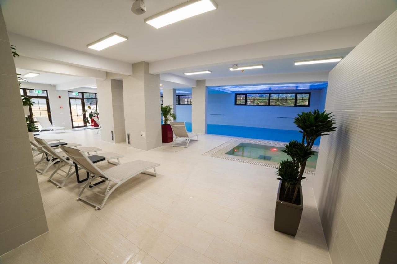 Piatra Pinului Ski & Spa جورا هومورولوي المظهر الخارجي الصورة