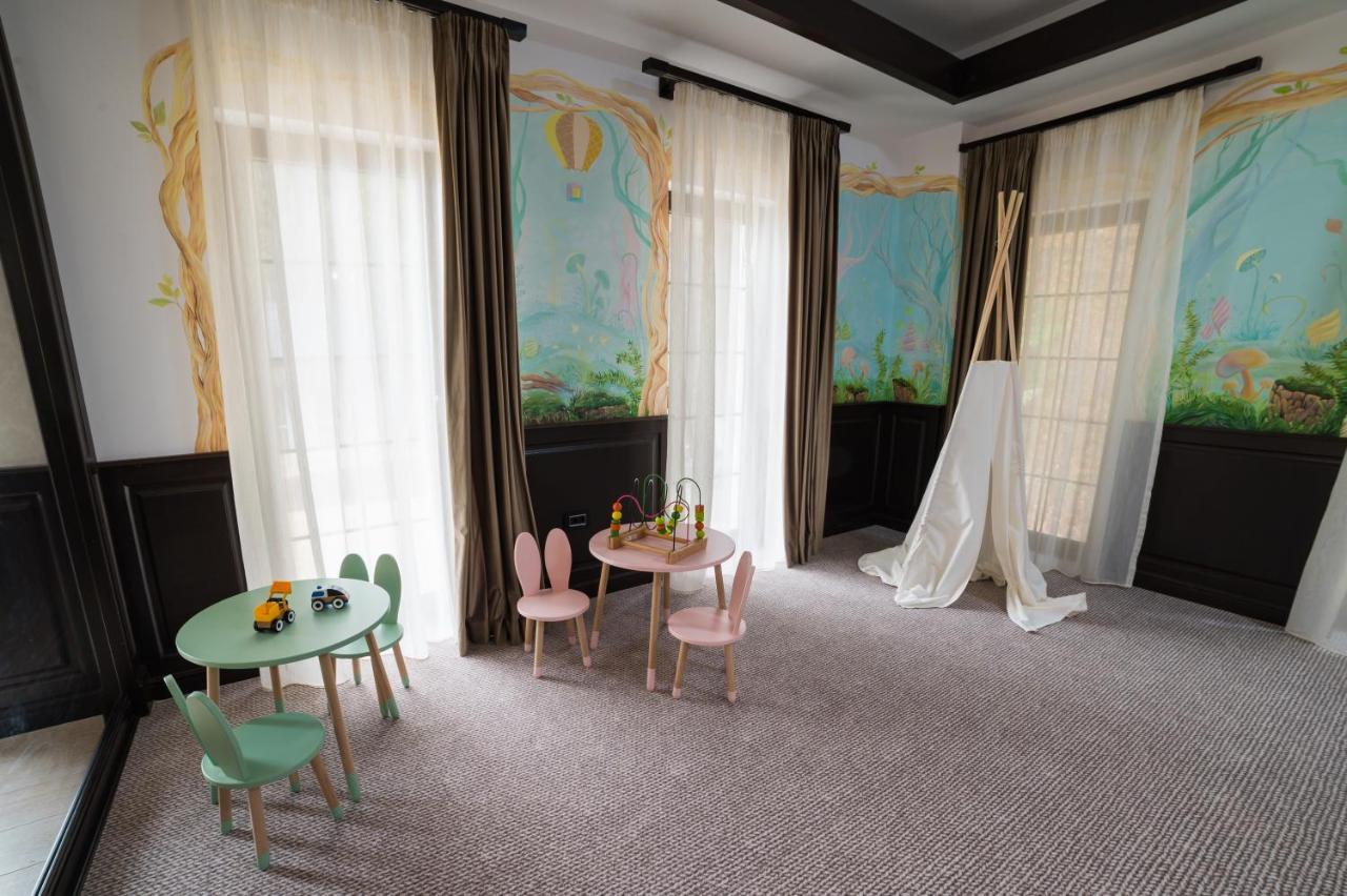 Piatra Pinului Ski & Spa جورا هومورولوي المظهر الخارجي الصورة