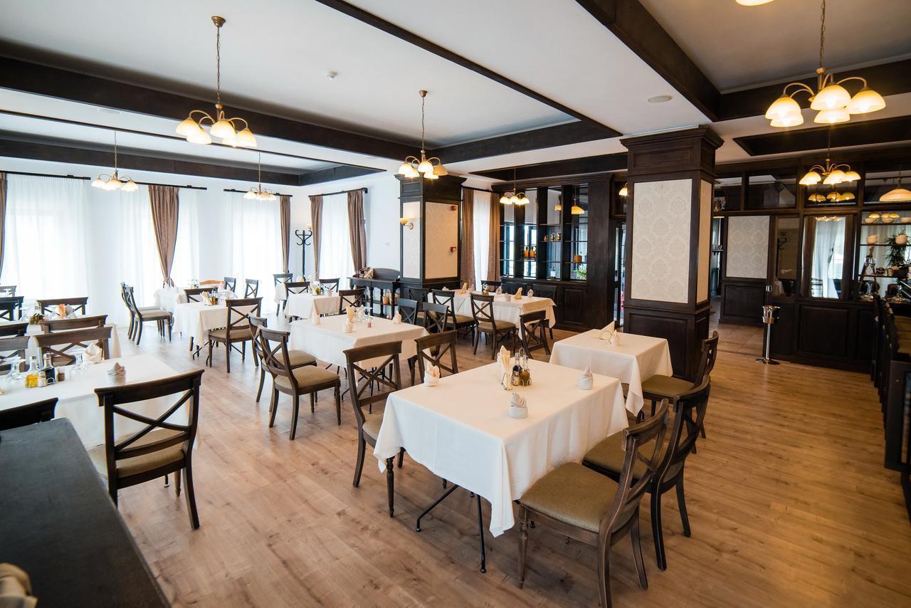 Piatra Pinului Ski & Spa جورا هومورولوي المظهر الخارجي الصورة